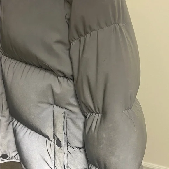Aritzia Gray Reflective Super Puff Jacket - Picture 7 of 13